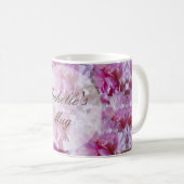 名前をカスタムするピンクの花マグカップ コーヒーマグカップ (正面右)