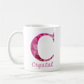 名前をカスタムするピンクフローラアルファベット文字"C"マグカップ コーヒーマグカップ (左)
