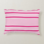 名前をカスタムするピンク&ホワイトストライプズ アクセントクッション (裏面)