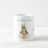 名前をカスタムするピーターザラビットハッピーイースターコーヒーM コーヒーマグカップ (中央)
