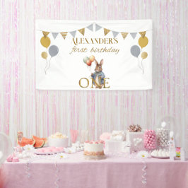 名前をカスタムするピーターザラビットファースト誕生日 横断幕