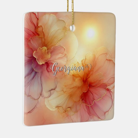 名前をカスタムするピーチラズベリーフローラアルコールインクアート セラミックオーナメント (右)