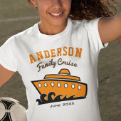 名前をカスタムするファミリークルーズバケーション Tシャツ
