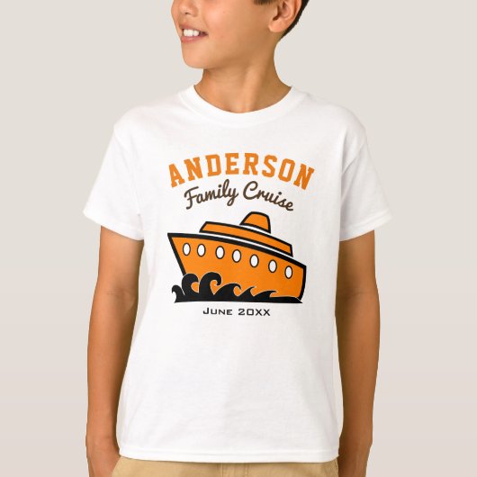 名前をカスタムするファミリークルーズバケーション Tシャツ (正面)