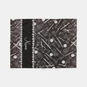 名前をカスタムするブラックグリッターラクロススティック フリースブランケット (正面(横))