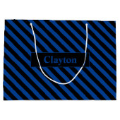 名前をカスタムするブルー/ブラックストライプ ラージペーパーバッグ (裏面)