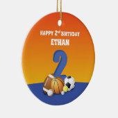 名前をカスタムするボーイ第2期バースデースポーツボール セラミックオーナメント (右)