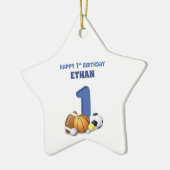名前をカスタムするボーイ1歳バースポーツボールセラミック セラミックオーナメント (左)