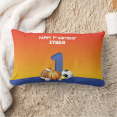 名前をカスタムするボーイ1st誕生日スポーツボールランバーP ランバークッション (ブランケット)