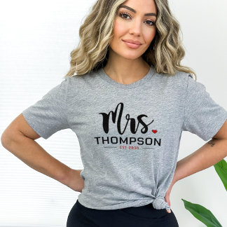 名前をカスタムするミセス結婚・ブライド Tシャツ