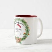 名前をカスタムするモノグラムクリスマスリースファミリー ツートーンマグカップ (正面右)