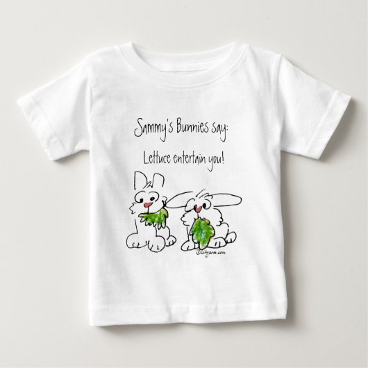 名前をカスタムするレタスあなたを楽しませる漫画ウサギ ベビーTシャツ (正面)