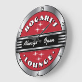 名前をカスタムするレトロカクテルラウンジウォールクロックレッド ラージ壁時計 (傾斜)