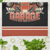 名前をカスタムするレトロガスポンプ自動二輪車バイクもしくは自転車に乗る人車庫 キッチンタオル (折り畳み)