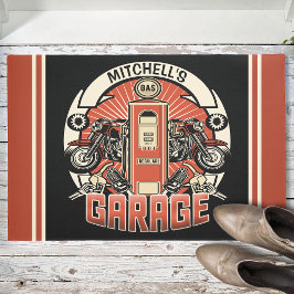 名前をカスタムするレトロガスポンプ自動二輪車バイクもしくは自転車に乗る人車庫 ドアマット