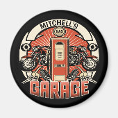 名前をカスタムするレトロガスポンプ自動二輪車バイクもしくは自転車に乗る人車庫 マグネット (正面)