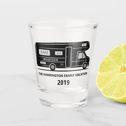 名前をカスタムする及び文字のキャンピングカーヴァンの小グラス ショットグラス (正面)