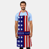名前をカスタムする国旗のエプロン – 7月4日BBQギフト エプロン (着用した状態)