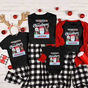 名前をカスタムする年マッチングサンタファミリークリスマス Tシャツ