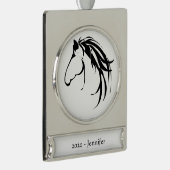 名前をカスタムする日クラシック付け馬頭ロゴブラック シルバープレートバナーオーナメント (右)