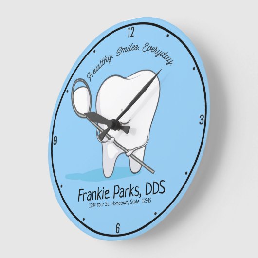 名前をカスタムする歯医者オフィス歯ヘルシースマイル ラージ壁時計 (傾斜)