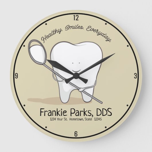 名前をカスタムする歯医者オフィス歯ヘルシースマイル ラージ壁時計 (正面)