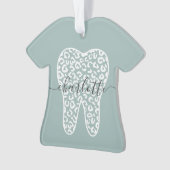 名前をカスタムする歯科用レオパード印歯ギフト オーナメント (正面)