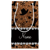 名前をカスタムする焦げ金ゴールドグリッターカウボーイブーツ帽 スモールペーパーバッグ (正面)