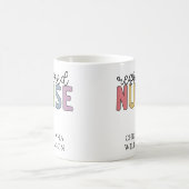 名前をカスタムする登録ナースRNナース卒業 コーヒーマグカップ (中央)