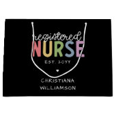 名前をカスタムする登録ナースRNナース卒業 ラージペーパーバッグ (正面)