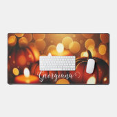 名前をカスタムする白熱［赤熱］光を放つカボチャ秋季《写真》ぼけ味効果 デスクマット (キーボード&マウス)