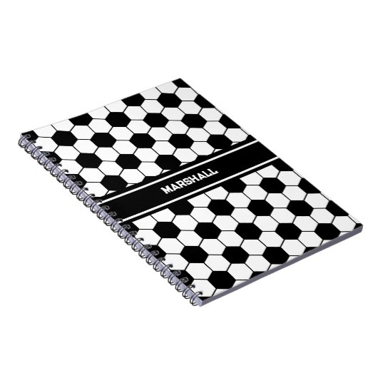 名前をカスタムする白黒サッカーボールパターン ノートブック (右側)