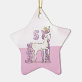 名前をカスタムする第5誕生日ピンクホース付きクラウン セラミックオーナメント (左)