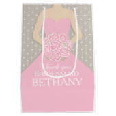 名前をカスタムする結婚の花嫁衣裳ピンクバッグ ミディアムペーパーバッグ (裏面)