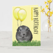 名前をカスタムする誕生日ギニアピグイエローバルーン カード (黄色い花)