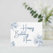 名前をカスタムする誕生日グリーティング – フローラと蝶 ポストカード (スタンド正面)