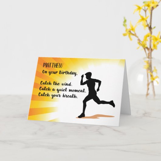 名前をカスタムする誕生日マンランニングズ日が差すことバック カード (黄色い花)