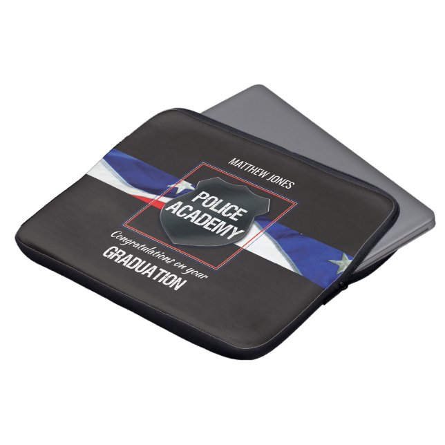 名前をカスタムする警察学院卒業 ラップトップスリーブ (正面上部)