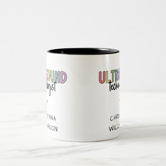 名前をカスタムする超音波検査技師ギフト ツートーンマグカップ (中央)