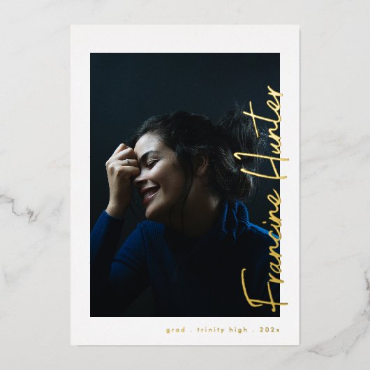 名前をカスタムする高校卒業金ゴールド 箔招待状 (正面)