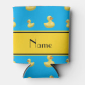 名前をカスタムする黄ストライプ色スカイブルーラバーガモ 缶クーラー (正面)
