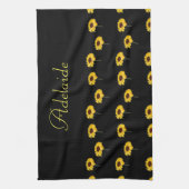 名前をカスタムする黄色のひまわり黒 キッチンタオル (縦)