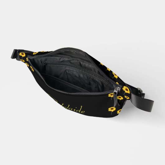 名前をカスタムする黄色のひまわり黒 ファニーパック (見開き)