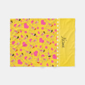 名前をカスタムする黄色の女の子の体操ハート星 フリースブランケット (正面(横))