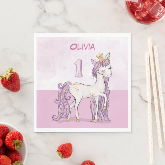 名前をカスタムする1歳の誕生日ピンクの馬と王冠 スタンダードランチョンナプキン (インサイチュ)