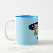 名前をカスタムする2トーンマグ付き青色聴診器 ツートーンマグカップ (左)