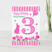名前をカスタムする3回目の誕生日とピンクバニーカード カード (正面)