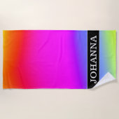 名前をカスタムする; おもしろいの多彩の虹そっくりのパターン ビーチタオル (正面)