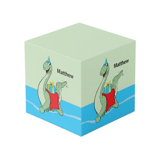 名前をカスタムする、少年、誕生日恐竜 フォトキューブ (正面アングル)