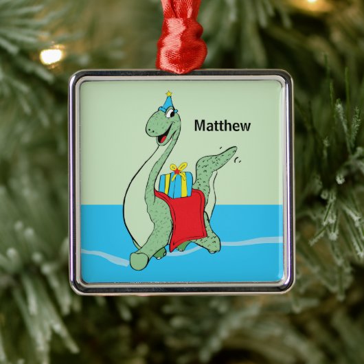 名前をカスタムする、少年、誕生日恐竜 メタルオーナメント (ツリー)